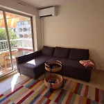 Climatisé 2p Avec Garage, Balcon, Centre-ville, 50m Plage, - Fr-1-780-36 Appartement