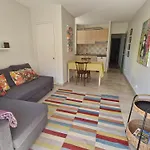 2 Pieces Avec Garage Au Centre, A 50m De La Plage, Climatise - Fr-1-780-36 * Sainte-Maxime
