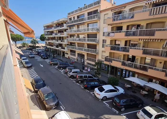 2 Pieces Avec Garage Au Centre, A 50m De La Plage, Climatise - Fr-1-780-36 アパート *