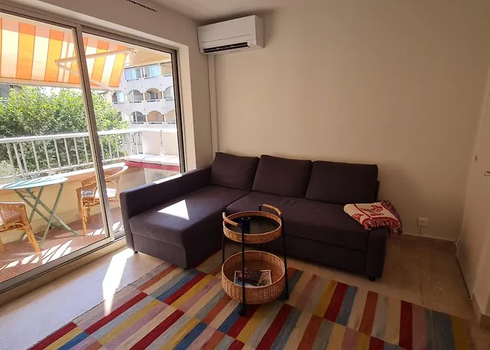 2 Pieces Avec Garage Au Centre, A 50m De La Plage, Climatise - Fr-1-780-36 アパート