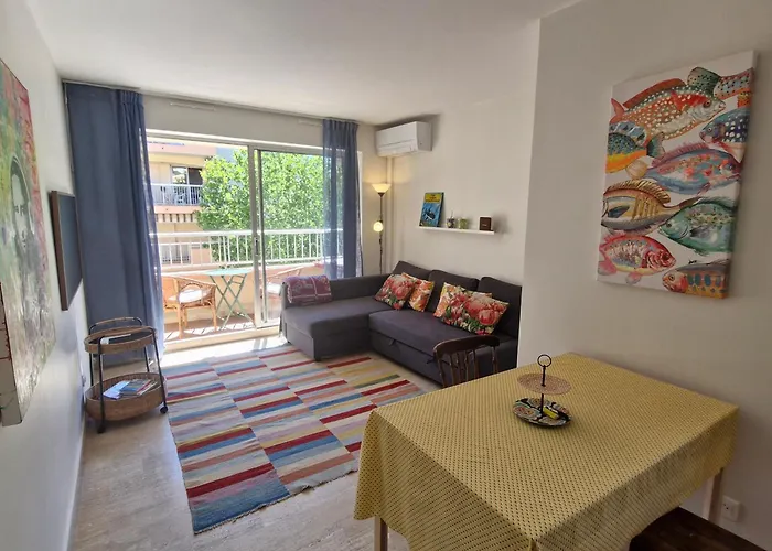 2 Pieces Avec Garage Au Centre, A 50m De La Plage, Climatise - Fr-1-780-36